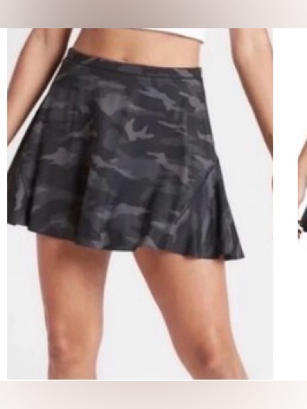 ATHLETA Match Point Camo Printed Skort 15.5" Tennis Skorts Women's Size M golf